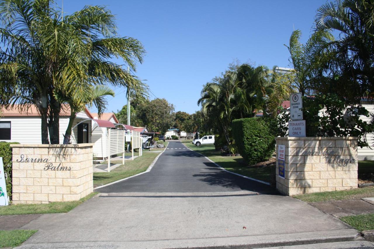Sarina Palms Caravan And Cabins Village Buitenkant foto