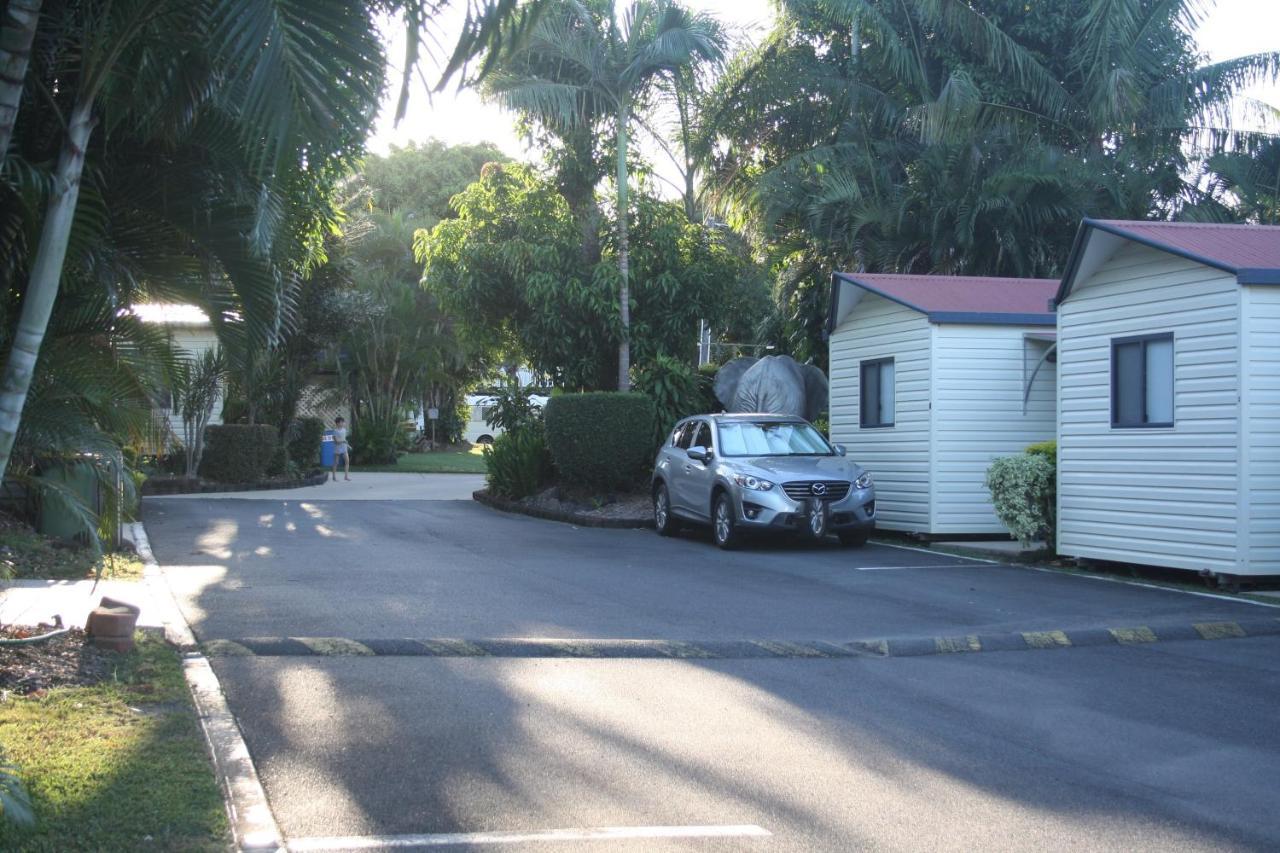 Sarina Palms Caravan And Cabins Village Buitenkant foto
